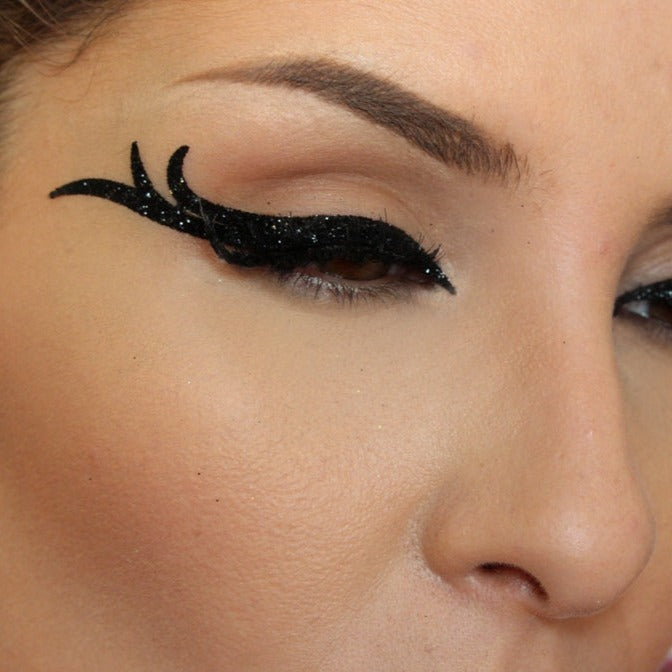 New Eyeliner Fantasy - Black 2 Pairs