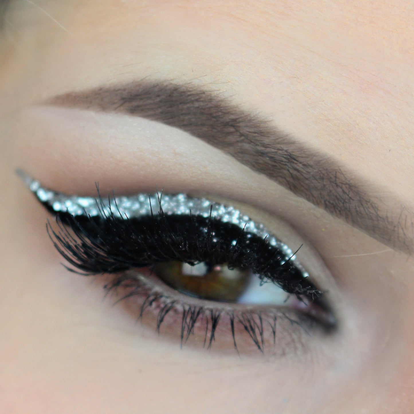 The Eyeliner Sticker Black and Silver CLASSIC - 2 pairs