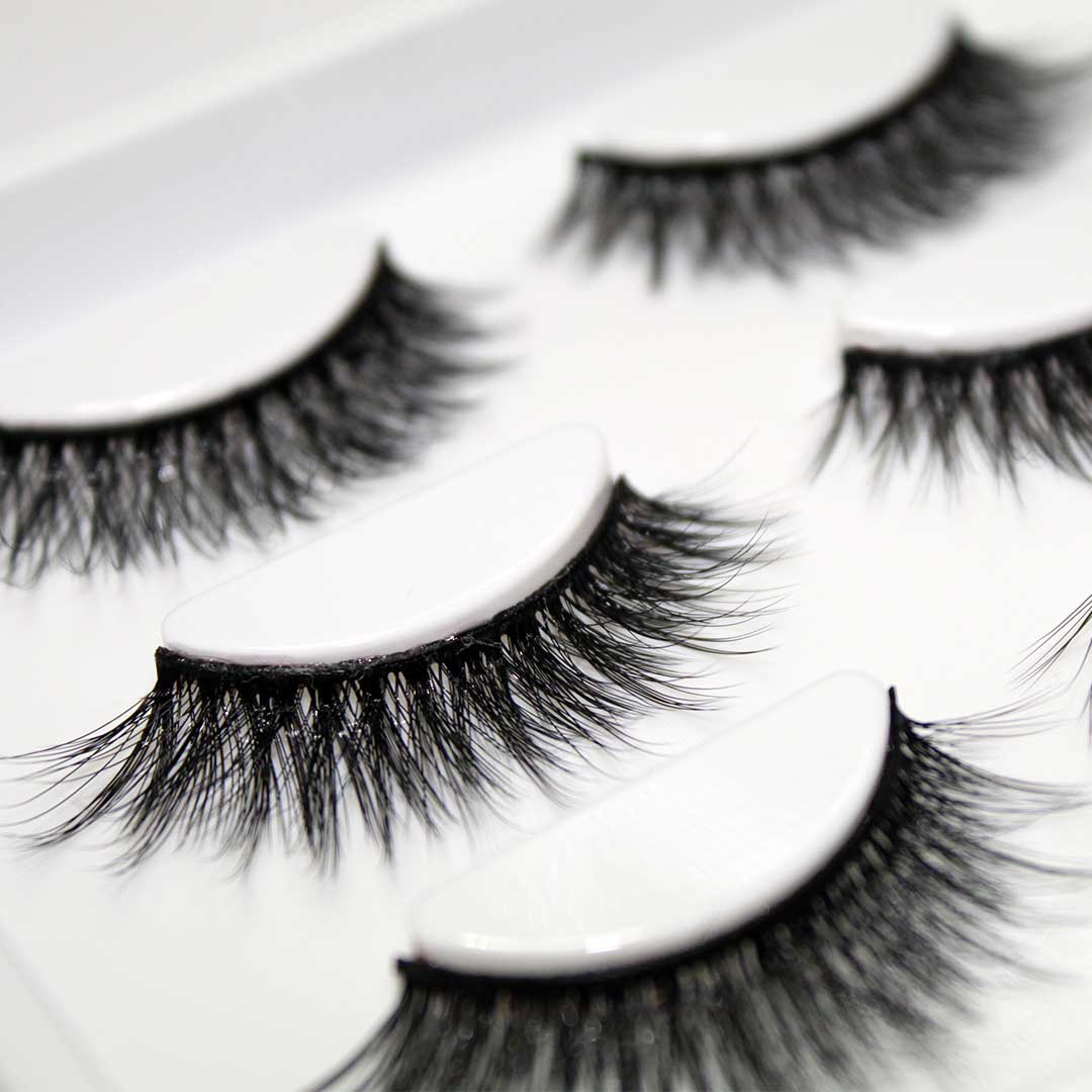 Lash Affair The Threesome – 3-Pair Lash Set with Glue